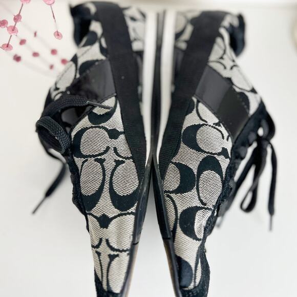 Coach Hadley Monogram Signature Jacquard Suede Sneakers Black White Size 8.5 M - Picture 11 of 16